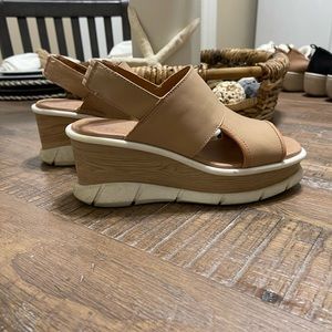 Sorel Joanie Slingback wedge, size 6